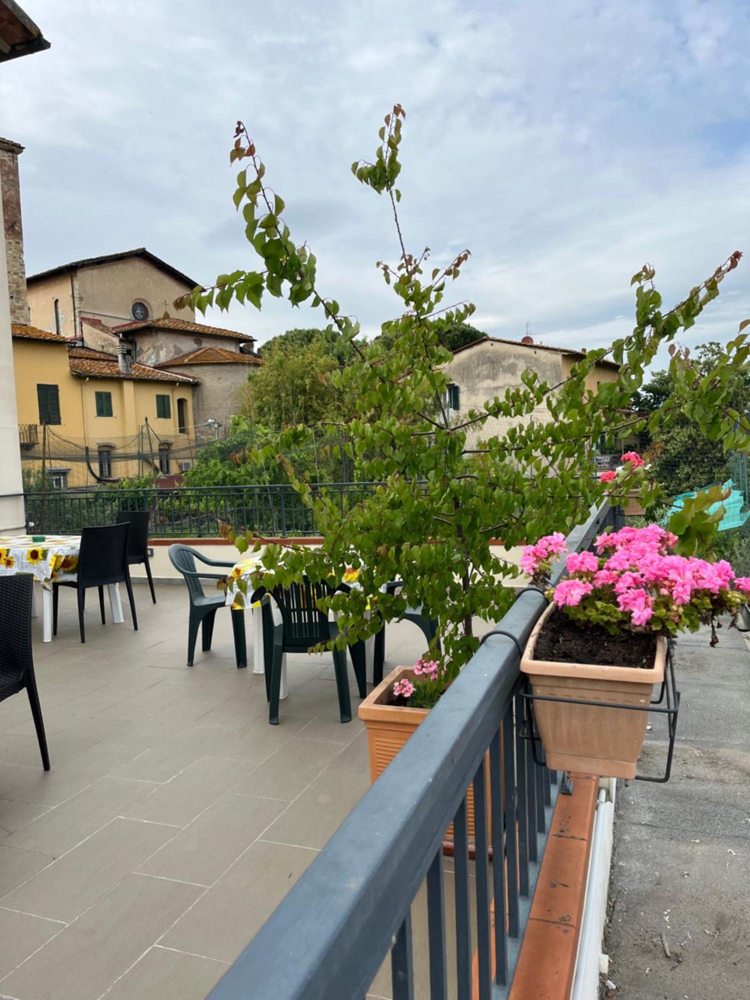 Appartamenti La Piazzetta Vicino A Firenze Синья Экстерьер фото